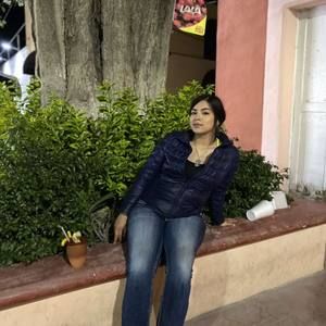 Meet your Posher, Dayanara